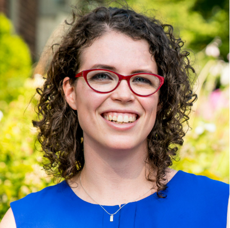 Headshot of Elizabeth Dubois