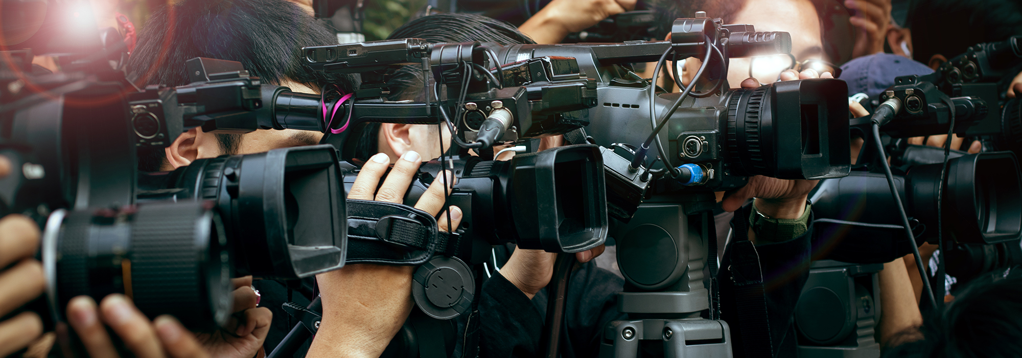Enjeux-de-leclipse-mediatique-provoquee-par-la-COVID-19-