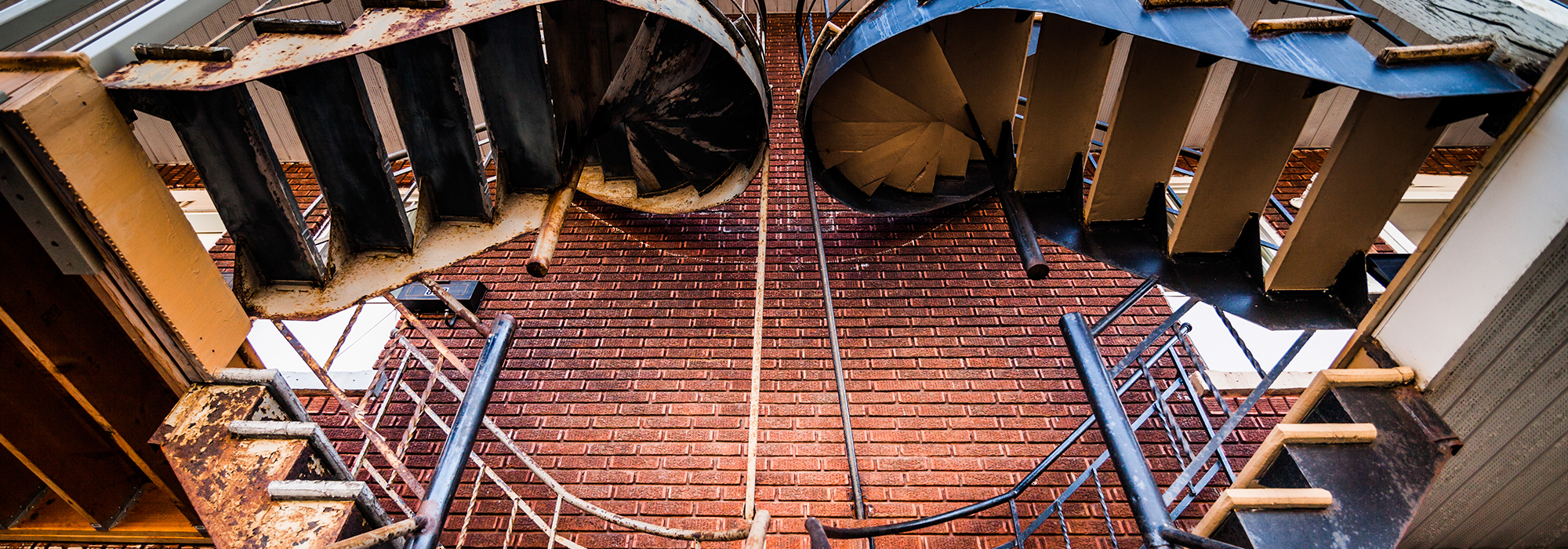 WordPress-Image-noel-stairwell
