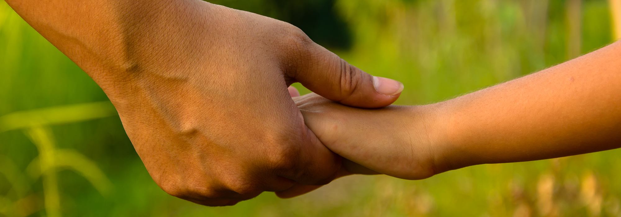 childhandholding