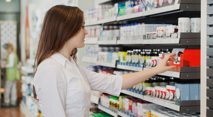 drug-store-shopping
