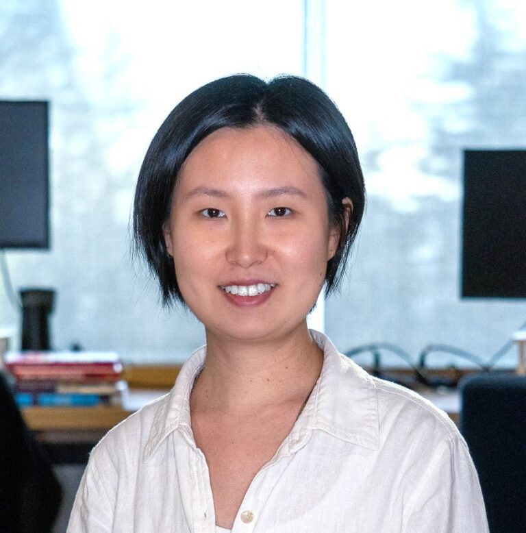 Headshot of Jiaqi Wen.