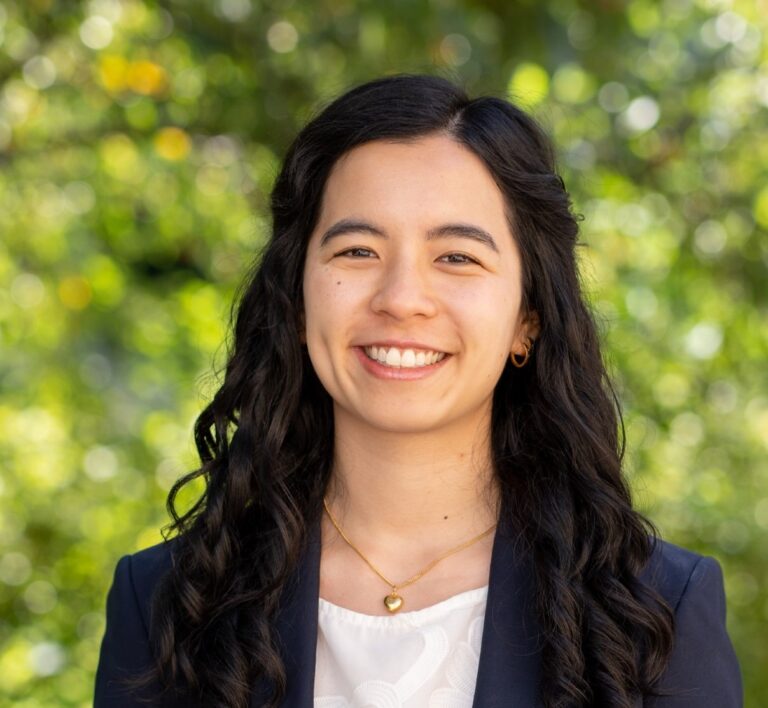 Victoria Wicks headshot