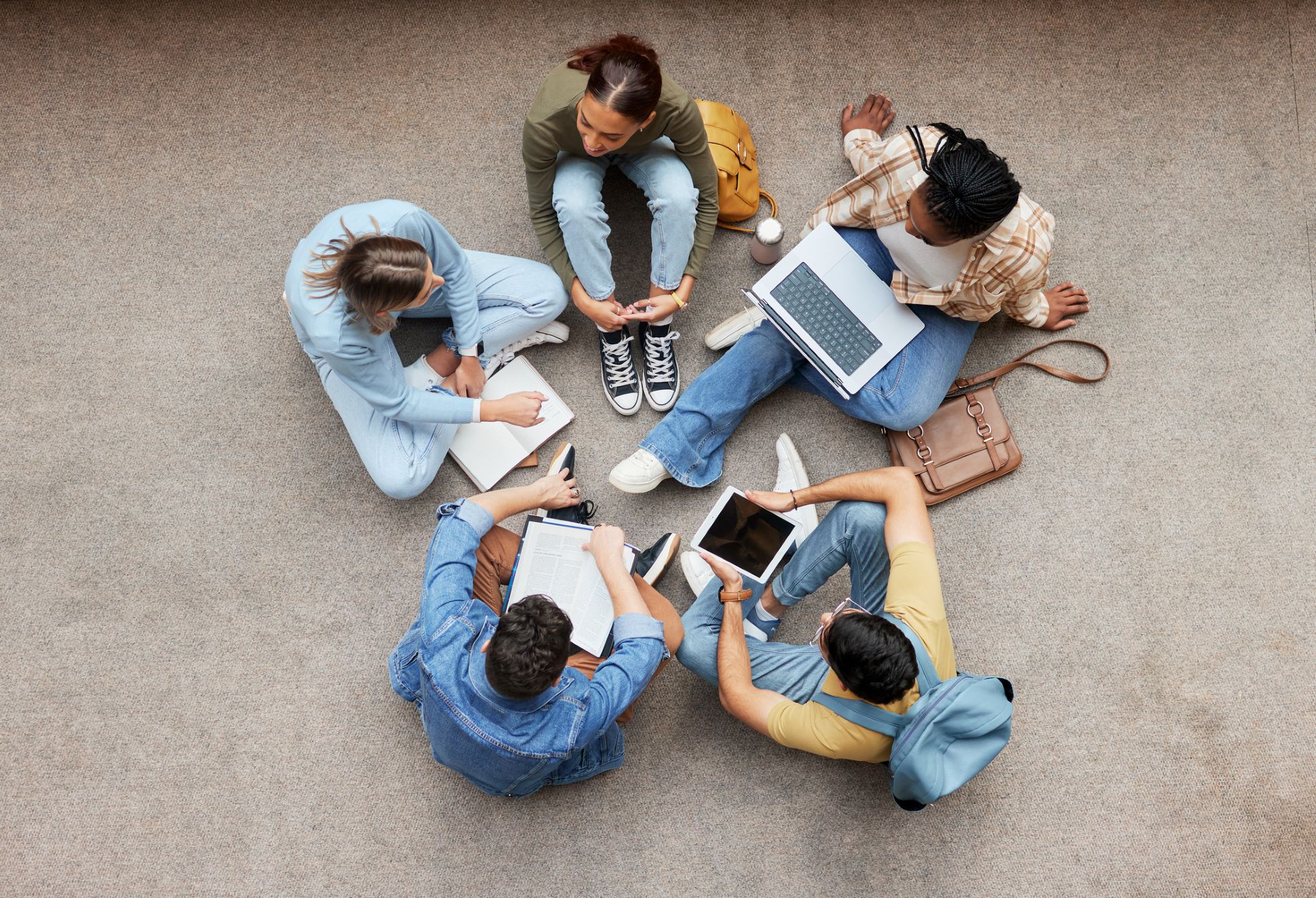 Si l’éducation est un droit fondamental, alors les conditions nécessaires pour y accéder de manière équitable devraient être garanties. Photo iStock