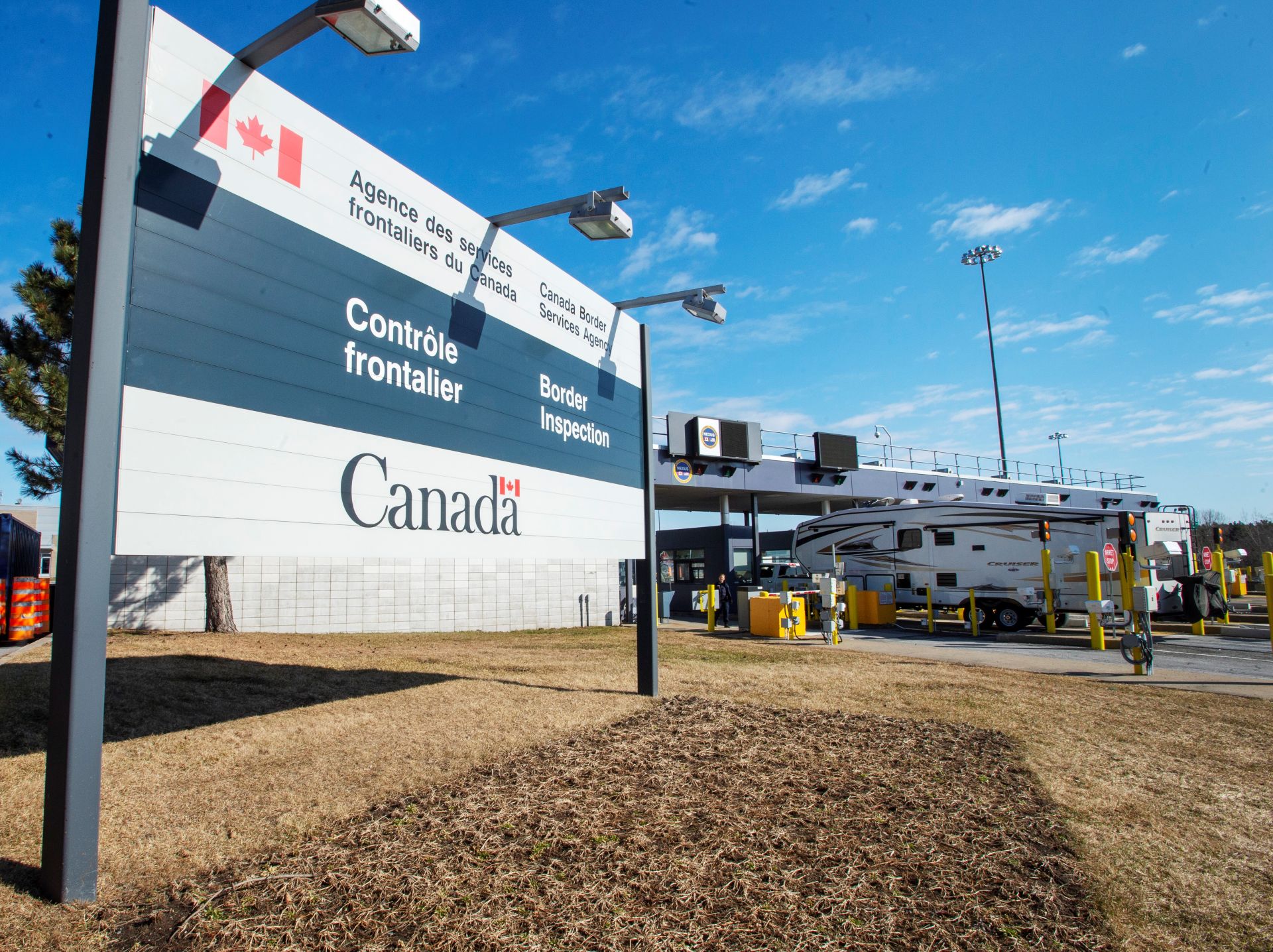 The border crossing at Lacolle, QC. THE CANADIAN PRESS/Ryan Remiorz