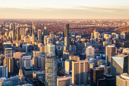 Image for Toronto et Montréal, alliées face aux défis du XXIe siècle