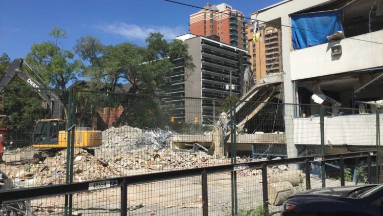 Standard demolition practice on display as the Ottawa Construction Association building is torn down next the National Trust’s Ottawa headquarters