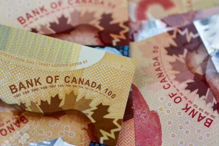 Image for For the good of the country, rich Canadians need to pay higher taxes on passive income