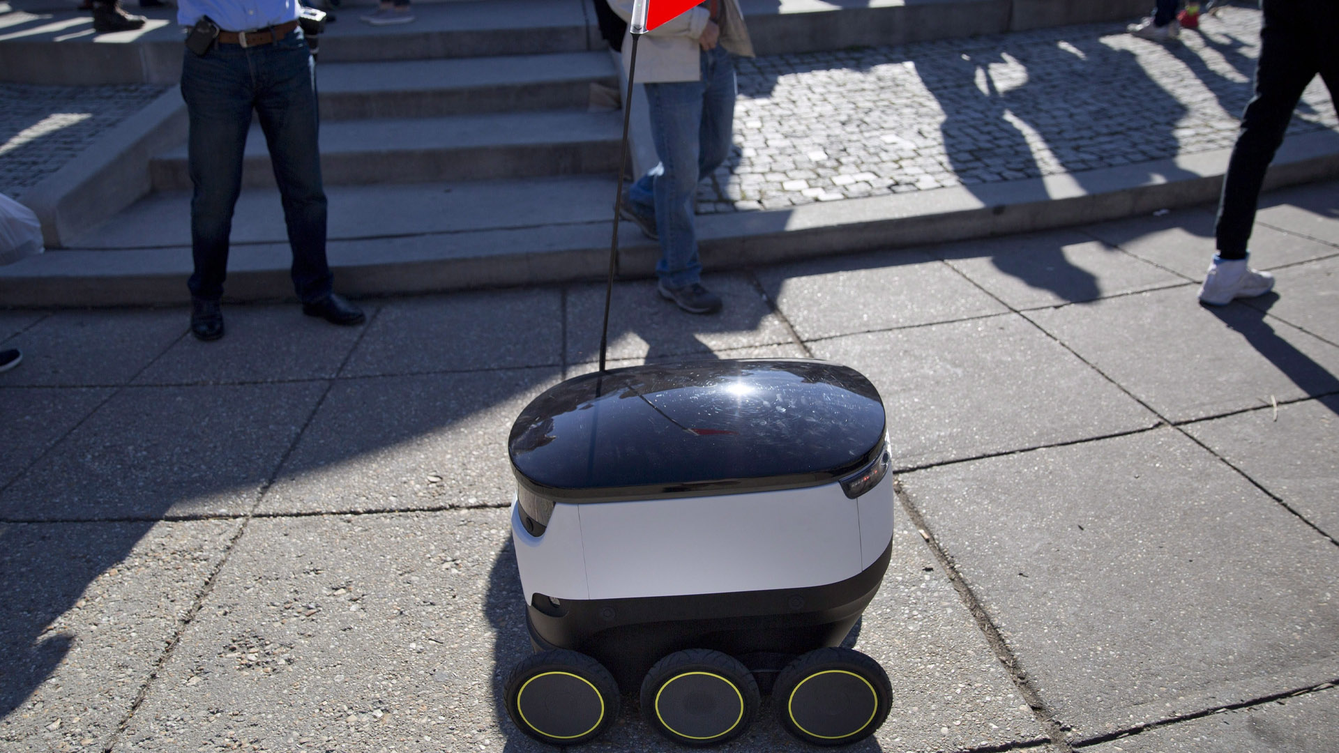 Image for Cities need to get ahead of autonomous delivery robots